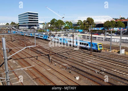 Melbourne, Australien: April 09, 2018: am Bahnhof Flinders Street Station ankommen. Stockfoto