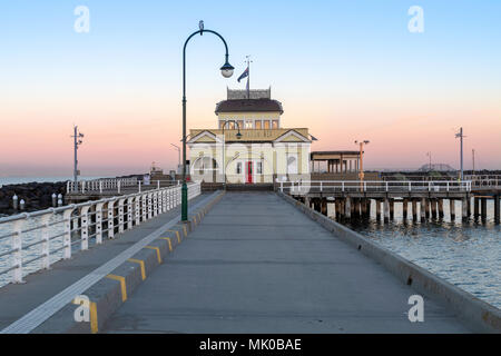 Pavillon am St Kilda Pier in der Nähe von Melbourne, Australien Stockfoto