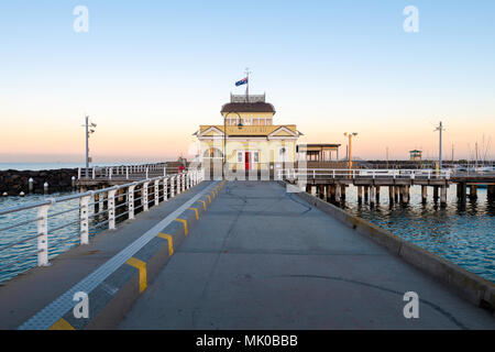 Pavillon am St Kilda Pier in der Nähe von Melbourne, Australien Stockfoto