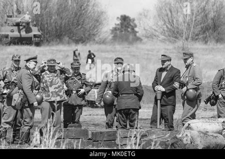 Deutsche Soldaten sollen sich zu kämpfen. Wiederaufbau der Feindseligkeiten 2018-04-30 Samara, Russland. Stockfoto