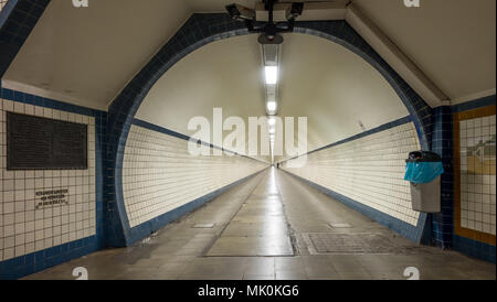 Sint-Anna Fußgängertunnel unter der Schelde in Antwerpen, Stockfoto