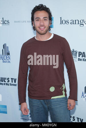 Howie Dorough (Backstreet Boys) 2002 auf dem Internationalen Tag des Kindes gefährdeter Ankunft in Santa Monica Pier in Los Angeles. November 10, 2002. - Howie 12. jpgHowie Backstreetboys Backstreetboys 12 Veranstaltung in Hollywood Leben - Kalifornien, Red Carpet Event, Vertikal, USA, Filmindustrie, Prominente, Fotografie, Bestof, Kunst, Kultur und Unterhaltung, Topix Celebrities Fashion / vom roten Teppich-, eine Person, Vertikal, Besten, Hollywood Leben, Event in Hollywood Leben - Kalifornien, Roter Teppich und backstage, USA, Film, Stars, Film Stars, TV celebr Stockfoto