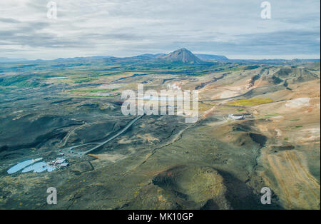 Myvatn mit pseudokrater und Lagune und Thermalbäder in Island Stockfoto