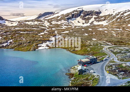 See Djupvatn und Hotel Geiranger Norwegen Stockfoto