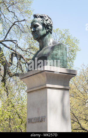 Alexander von Humboldt Büste, Central Park West, NYC Stockfoto