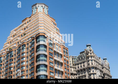 Es gibt interessante Architektur auf der West 72nd Street und am Broadway in New York City, USA Stockfoto