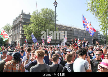 London, Großbritannien. 6. Mai 2018. Der Tag für Freiheit März Massen in Whitehall Credit: Alex Cavendish/Alamy leben Nachrichten Stockfoto