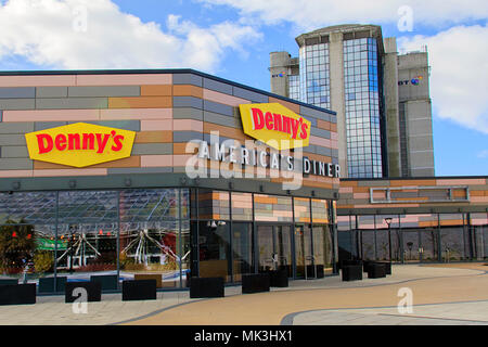 Swansea, Großbritannien: 08.März 2018: Der erste Denny American Diner in Großbritannien zu öffnen, war in Swansea 2017 70 Arbeitsplätze schaffen. Das Original American Diner. Stockfoto