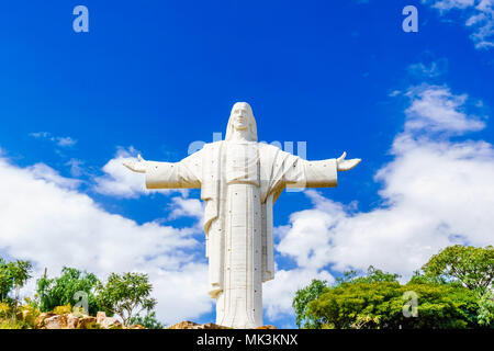 Blick auf die weltweit größte Jesus Christus staue in Cochabamba - Bolivien Stockfoto