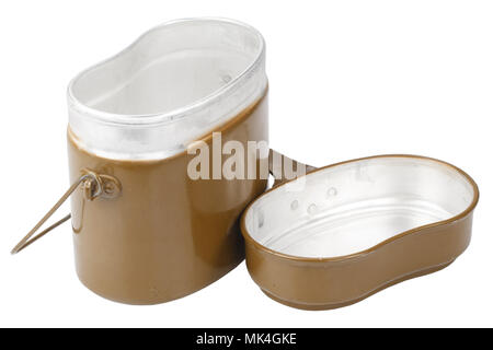 Sowjetische Armee Mess Kit auf weißem Hintergrund Stockfoto