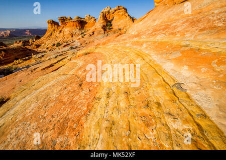 Mehrfarbige Sandstein Streifen und Formationen Cottonwood access Area South Coyote Buttes Vermilion Cliffs National Monument Arizona USA Stockfoto