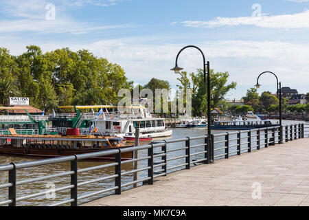 TIGRE, Argentinien - Januar 30, 2018: Blick auf den Puerto de Frutos Markt in Tigre, Argentinien. Stockfoto