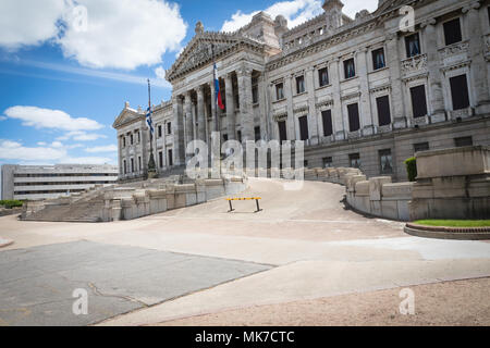 MONTEVIDEO, URUGUAY - 04. FEBRUAR 2018: Palacio Legislativo in Montevideo, Uruguay. Stockfoto