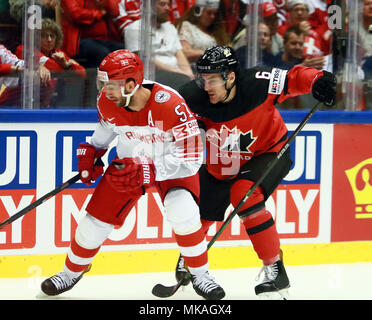 Herning, Dänemark. 7. Mai, 2018. von links Frans Nielsen (Dänemark), Ryan PULOCK (Kanada), 07. Mai 2018 Eishockey-WM 2018, Kanada vs Dänemark, Jyske Bank Boxen, Herning / Dänemark, Kredit: Wolfgang Fehrmann/ZUMA Draht/Alamy leben Nachrichten Stockfoto