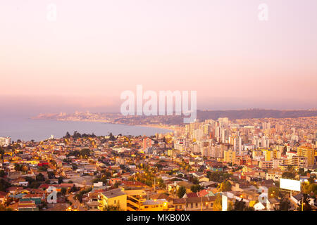 Panoramablick von Viña del Mar und V Region von Valparaiso, Chile Stockfoto