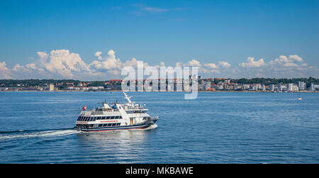 Sundbusserne Øre Sound Fähre 'MS Promille "in Annäherung an die Ostsee Küste Stadt Helsingborg, Scania, Schweden Stockfoto