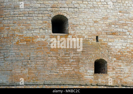 SHLISSELBURG, Saint Petersburg, Russland - 21. AUGUST 2017: Mauer der Oreshek Festung. Mittelalterliche Russische defensive Struktur und politische Gefängnis. F Stockfoto