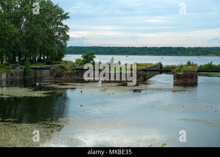 Petrovsky Schleusen des Staraja Ladoga canal. Shlisselburg Stockfoto