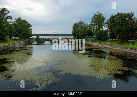 Petrovsky Schleusen des Staraja Ladoga canal. Shlisselburg Stockfoto