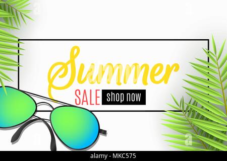 Werbung Web Banner für den Sommer Sale. Sonnenbrille und Palmblättern auf einem weißen Hintergrund. Angebot. Saisonale Rabatte. Ansicht von oben. Cartoon Flat Style. Vector Illustration. EPS 10. Stock Vektor