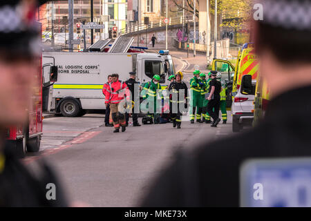 18. April 2018 - Greater Manchester Polizei evakuiert der Princess Street und in den umliegenden Straßen nach Mengen instabile Chemikalien wurden in einem Labor gefunden Stockfoto