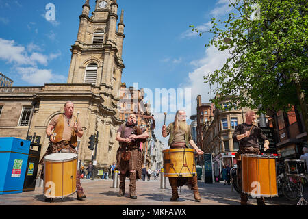 Caledonia schottische Drummer & Bagpipers Buchanan Street Glasgow Alamy nur 2018,05 Stockfoto