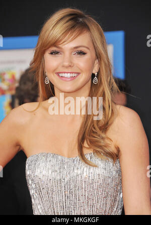 Aimee Teegarden an der Prom-Premiere am El Capitan Theatre in Los Angeles. a Aimee Teegarden 53 Red Carpet Event, Vertikal, USA, Filmindustrie, Prominente, Fotografie, Bestof, Kunst, Kultur und Unterhaltung, Topix Prominente Fashion/Vertikal, Besten, Event in Hollywood Leben - Kalifornien, Roter Teppich und backstage, USA, Film, Stars, Film Stars, TV Stars, Musik, Promis, Fotografie, Bestof, Kunst, Kultur und Unterhaltung, Topix, headshot, vertikal, eine Person aus dem Jahr 2011, Anfrage tsuni@Gamma-USA.com Stockfoto