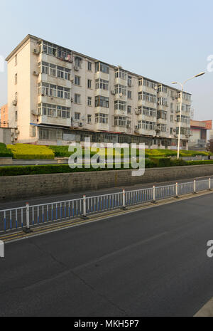 Block der Wohnungen/Apartments im Stadtteil Shunyi in Peking, China Stockfoto