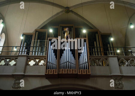 Kirchenorgel an der Kirche St. Michael, Zug, Schweiz, Europa Stockfoto