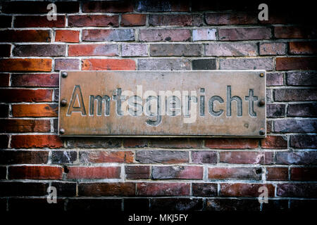 Anmelden Amtsgericht Bergedorf, Hamburg, Deutschland, Europa, Schild Amtsgericht in Bergedorf, Deutschland, Europa Stockfoto