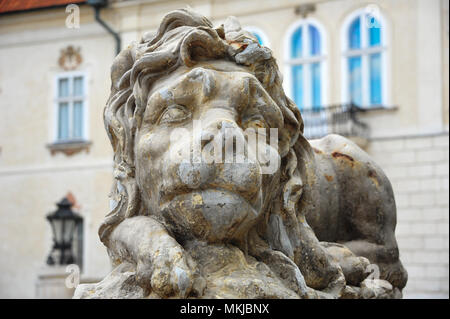 Lion Skulptur, Nieborow Palace, Polen Stockfoto