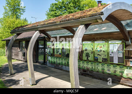 Der Eingang zum Park, Farnham Farnham, Surrey Stockfoto