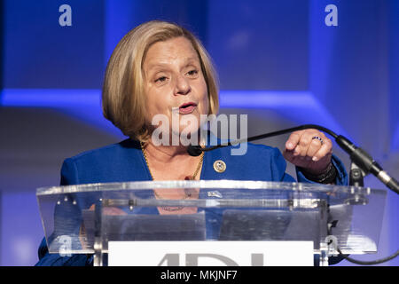 Washington, DC, USA. 8. Mai, 2018. Vertreter ILEANA ROS- LEHTINEN, (R-FL), an der Anti-Defamation League (ADL) National Leadership Summit in Washington, DC am 8. Mai 2018 Credit: Michael Brochstein/ZUMA Draht/Alamy leben Nachrichten Stockfoto