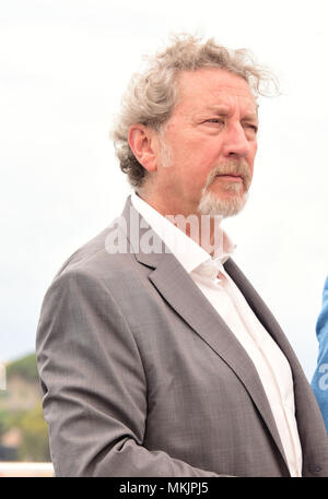 Cannes, Frankreich. 8. Mai 2018. Robert Guediguian der Jury Teilnahme an der Photocall in Cannes Film Festival 8.Mai 2018 Credit: Peter Phillips/Alamy leben Nachrichten Stockfoto