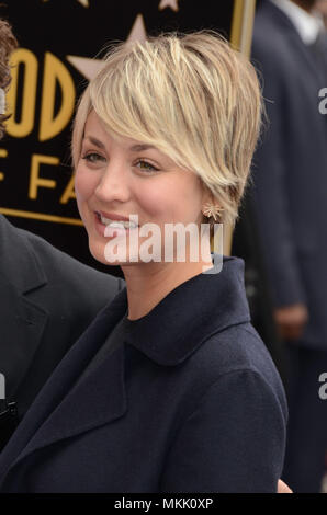 Jim Parsons (The Big Bang Theory) Ausgezeichnet mit einem Stern auf dem Hollywood Walk of Fame in Los Angeles. . Kaley Cuoco-Sweeting Kaley Cuoco-Sweeting Ereignis in Hollywood Leben - Kalifornien, Red Carpet Event, Vertikal, USA, Filmindustrie, Prominente, Fotografie, Bestof, Kunst, Kultur und Unterhaltung, Topix Prominente Fashion/eine Person, Vertikal, Besten, Hollywood Leben, Event in Hollywood Leben - Kalifornien, Roter Teppich und backstage, USA, Film, Stars, Film Stars, TV Stars, Musik, Promis, Fotografie, Bestof, Kunst, Kultur und Unterhaltung, Topix, headsh Stockfoto