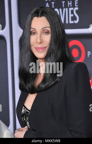 Cher anreisen, die das AFI Nacht an den Filmen am Arclight Theater in Los Angeles. a Cher 188 Red Carpet Event, Vertikal, USA, Filmindustrie, Prominente, Fotografie, Bestof, Kunst, Kultur und Unterhaltung, Topix Prominente Fashion/Vertikal, Besten, Event in Hollywood Leben - Kalifornien, Roter Teppich und backstage, USA, Film, Stars, Film Stars, TV Stars, Musik, Promis, Fotografie, Bestof, Kunst, Kultur und Unterhaltung, Topix, headshot, vertikal, eine Person aus dem Jahr 2013, Anfrage tsuni@Gamma-USA.com Stockfoto