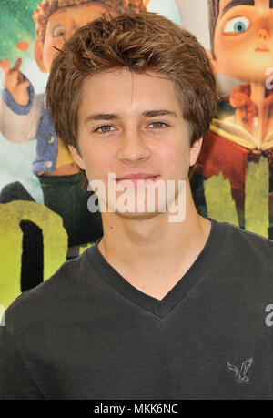 Billy Unger am ParaNorman Premiere auf der universellen Theater in Los Angeles. Billy Unger ein roter Teppich Ereignis, Vertikal, USA, Filmindustrie, Prominente, Fotografie, Bestof, Kunst, Kultur und Unterhaltung, Topix Prominente Fashion/Vertikal, Besten, Event in Hollywood Leben - Kalifornien, Roter Teppich und backstage, USA, Film, Stars, Film Stars, TV Stars, Musik, Promis, Fotografie, Bestof, Kunst, Kultur und Unterhaltung, Topix, headshot, vertikal, eine Person aus dem Jahr 2012, Anfrage tsuni@Gamma-USA.com Stockfoto