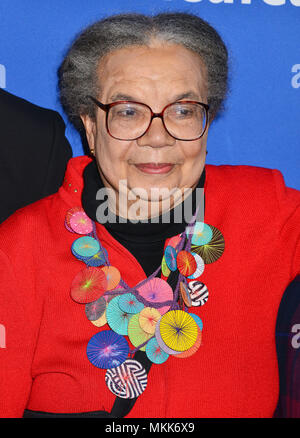 Marian Wright Edelman 031 auf der 25. jährlichen Fund-California ChildrenÕs Verteidigung der ÒBeat OddsÓ Auszeichnungen im Regent Beverly Hills Hotel in Los Angeles. 3. Dezember 2015. Marian Wright Edelman 031 Veranstaltung in Hollywood Leben - Kalifornien, Red Carpet Event, Vertikal, USA, Filmindustrie, Prominente, Fotografie, Bestof, Kunst, Kultur und Unterhaltung, Topix Prominente Fashion/eine Person, Vertikal, Besten, Hollywood Leben, Event in Hollywood Leben - Kalifornien, Roter Teppich und backstage, USA, Film, Stars, Film Stars, TV Stars, Musik, Promis, Fotografie, Besto Stockfoto