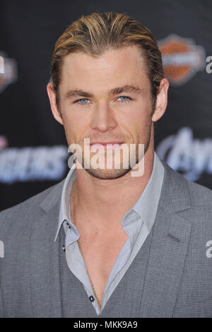 Chris Hemsworth an der Avengers Premiere am El Capitan Theatre in Los Angeles. Chris Hemsworth 38 Red Carpet Event, Vertikal, USA, Filmindustrie, Prominente, Fotografie, Bestof, Kunst, Kultur und Unterhaltung, Topix Prominente Fashion/Vertikal, Besten, Event in Hollywood Leben - Kalifornien, Roter Teppich und backstage, USA, Film, Stars, Film Stars, TV Stars, Musik, Promis, Fotografie, Bestof, Kunst, Kultur und Unterhaltung, Topix, headshot, vertikal, eine Person aus dem Jahr 2012, Anfrage tsuni@Gamma-USA.com Stockfoto