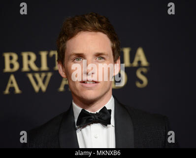 Eddie Redmayne bei der BAFTA-Los Angeles Jaguar Britannia Awards 2014 präsentiert von BBC America und United Airlines im Beverly Hilton Hotel in Los Angeles. Eddie Redmayne 055 Red Carpet Event, Vertikal, USA, Filmindustrie, Prominente, Fotografie, Bestof, Kunst, Kultur und Unterhaltung, Topix Prominente Fashion/Vertikal, Besten, Event in Hollywood Leben - Kalifornien, Roter Teppich und backstage, USA, Film, Stars, Film Stars, TV Stars, Musik, Promis, Fotografie, Bestof, Kunst, Kultur und Unterhaltung, Topix, headshot, vertikal, eine Person aus dem Jahr Stockfoto