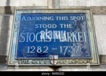 Stadt London blaue Plakette markiert den Standort der 1282 bis 1737 Aktien Markt Stockfoto