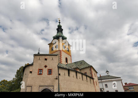 Banska Bystrica Stadt Burg. Es ist eine Stadt in der Slowakei am Fluss Hron in einem Tal in der Nähe von Mountain Ketten der Niederen Tatra. Stockfoto