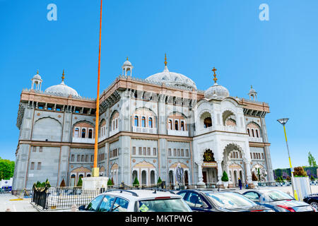 Guru Nanak Darbar Gurdwara, den prächtigen Sikh Tempel (gurdwara) in Gravesend Kent Stockfoto