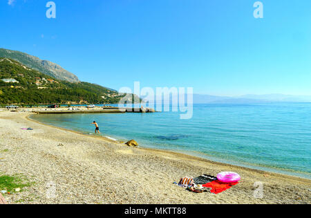 Ipsos Beach Pier in Korfu eine griechische Insel im Ionischen Meer Stockfoto