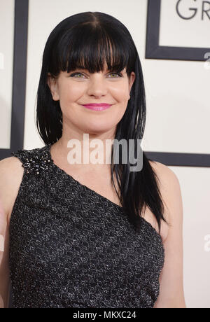 Pauley Perrette anreisen, auf der 56. jährlichen Grammy Awards 2014 an der Heftklammer Zentrum in Los Angeles. Pauley Perrette 534 Red Carpet Event, Vertikal, USA, Filmindustrie, Prominente, Fotografie, Bestof, Kunst, Kultur und Unterhaltung, Topix Prominente Fashion/Vertikal, Besten, Event in Hollywood Leben - Kalifornien, Roter Teppich und backstage, USA, Film, Stars, Film Stars, TV Stars, Musik, Promis, Fotografie, Bestof, Kunst, Kultur und Unterhaltung, Topix, headshot, vertikal, eine Person aus dem Jahr 2014, Anfrage tsuni@Gamma-USA.com Stockfoto