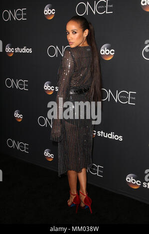 West Hollywood, CA, USA. Mai 2018. 8. Mai 2018: West Hollywood, Kalifornien: Dania Ramirez. „Once Upon A Time“ Finale Screening im London West Hollywood. Foto: Faye Sadou/Admedia Stockfoto