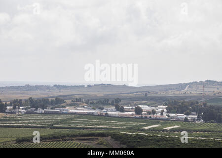 Ein Blick auf die Israelische syrischen Grenze von der israelischen Seite der Golanhöhen, 09. Mai 2018. Die israelische Armee mobilisiert Reservisten aufgrund von Bedenken über eine mögliche Angriffe durch iranische Truppen in Syrien. Foto: Ilia Yefimovich/dpa Stockfoto