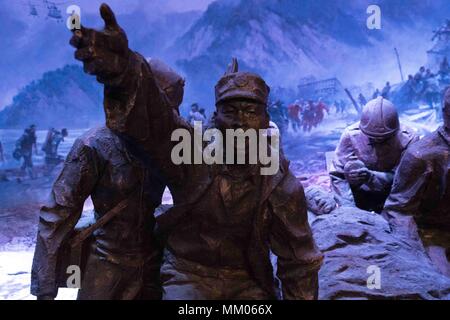 Sichuan, Sichuan, China. 9. Mai, 2018. Sichuan, China - Der Mai 12 Wenchuan Erdbeben Memorial Museum in Wenchuan, in der Provinz Sichuan im Südwesten Chinas. Die 2008 Erdbeben in Sichuan, auch als das große Erdbeben in Sichuan oder Wenchuan Erdbeben bekannt, bei 02:28:01 aufgetreten ist China Standard Time am 12. Mai 2008. die Messung von 8,0 ms, das Epizentrum des Erdbebens 80 Km (50 mi) west-nordwestlich von Chengdu, der Hauptstadt der Provinz, mit einer Tiefenschärfe von 19 km (12 mi) Credit: SIPA Asien/ZUMA Draht/Alamy Leben Nachrichten entfernt wurde Stockfoto