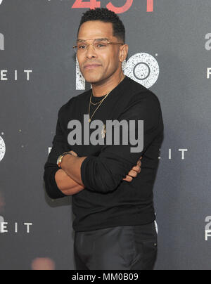 New York, NY, USA. 08 Mai, 2018. Maxwell besucht die New Yorker Premiere der HBO-Film 'Fahrenheit 451' am 8. Mai 2018 an der New York University Skirball Center in New York City. Quelle: John Palmer/Medien Punch/Alamy leben Nachrichten Stockfoto