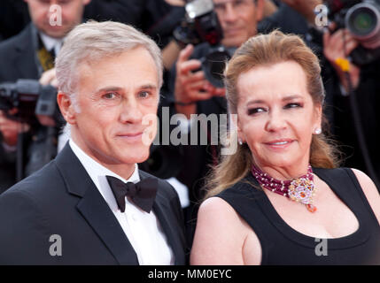 Cannes, Frankreich. 9. Mai 2018. Schauspieler Christoph Waltz und Künstlerischer Leiter und Ko-präsident von Chopard Caroline Scheufele am Yomeddine Galavorstellung am 71. Filmfestspielen von Cannes, Mittwoch, 9. Mai 2018, Cannes, Frankreich. Foto: Doreen Kennedy Credit: Doreen Kennedy/Alamy leben Nachrichten Stockfoto